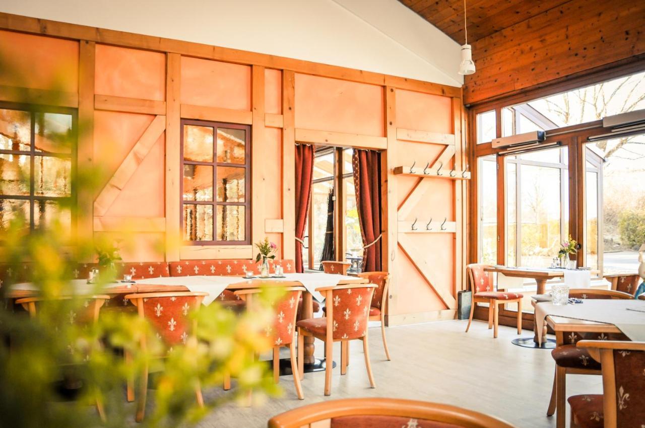 Schneiderlein Hotel Limbach-Oberfrohna ภายนอก รูปภาพ