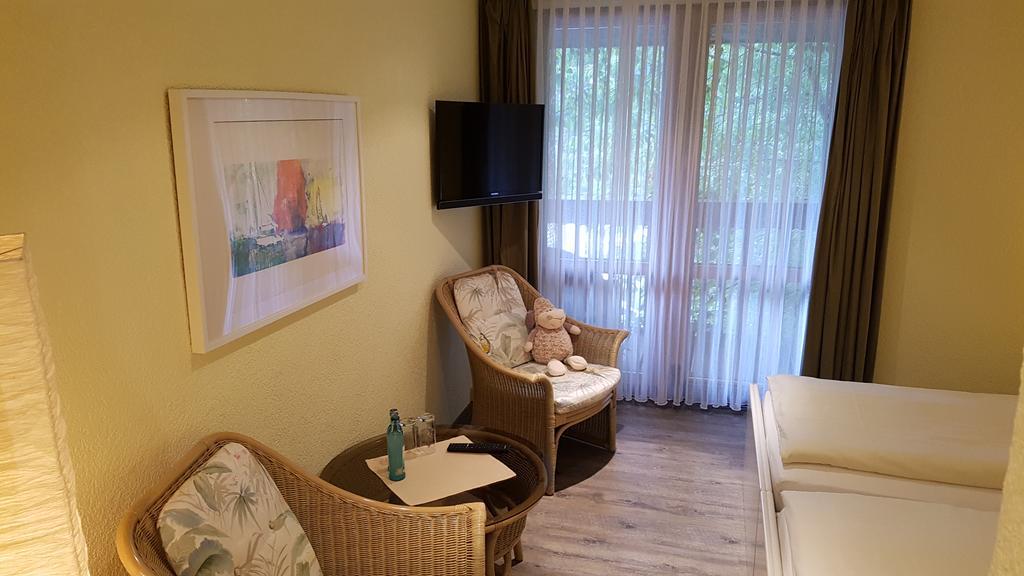 Schneiderlein Hotel Limbach-Oberfrohna ภายนอก รูปภาพ