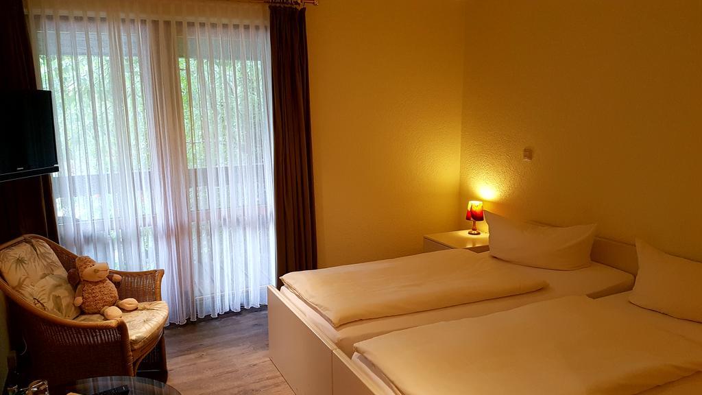 Schneiderlein Hotel Limbach-Oberfrohna ภายนอก รูปภาพ